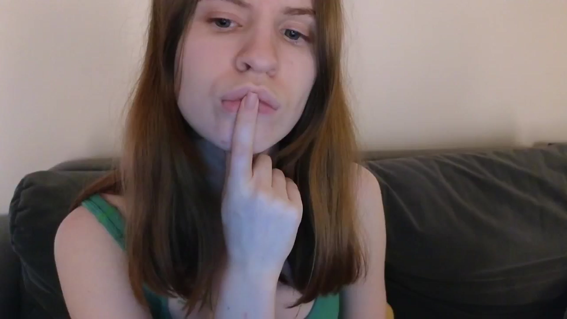Gallery image thumbnail from Yuri_elfie's myfreecams stream on, 02/07/2025, 08:00 image 13 of 20