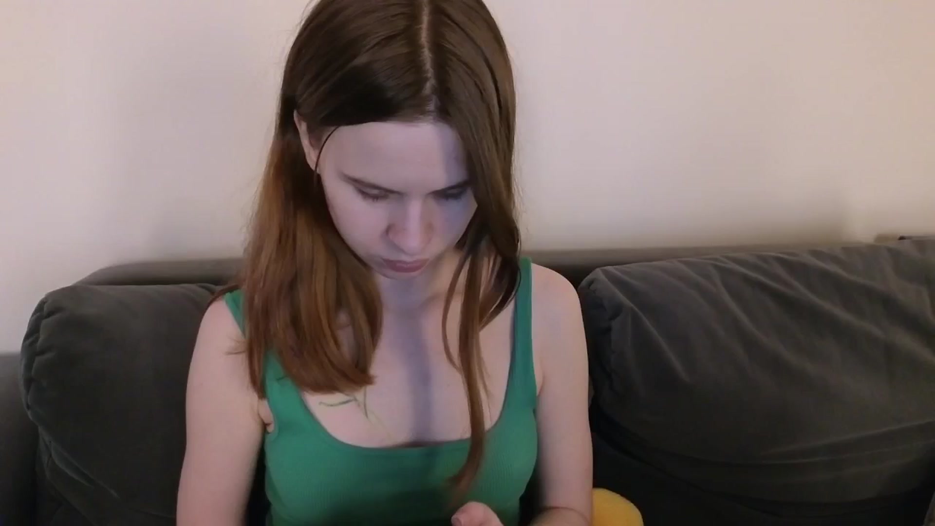 Gallery image thumbnail from Yuri_elfie's myfreecams stream on, 02/07/2025, 08:00 image 16 of 20