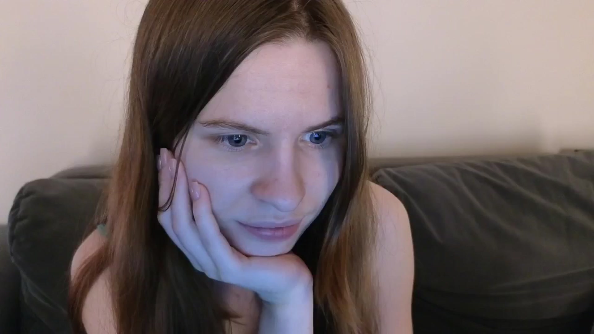 Gallery image thumbnail from Yuri_elfie's myfreecams stream on, 02/07/2025, 08:00 image 15 of 20