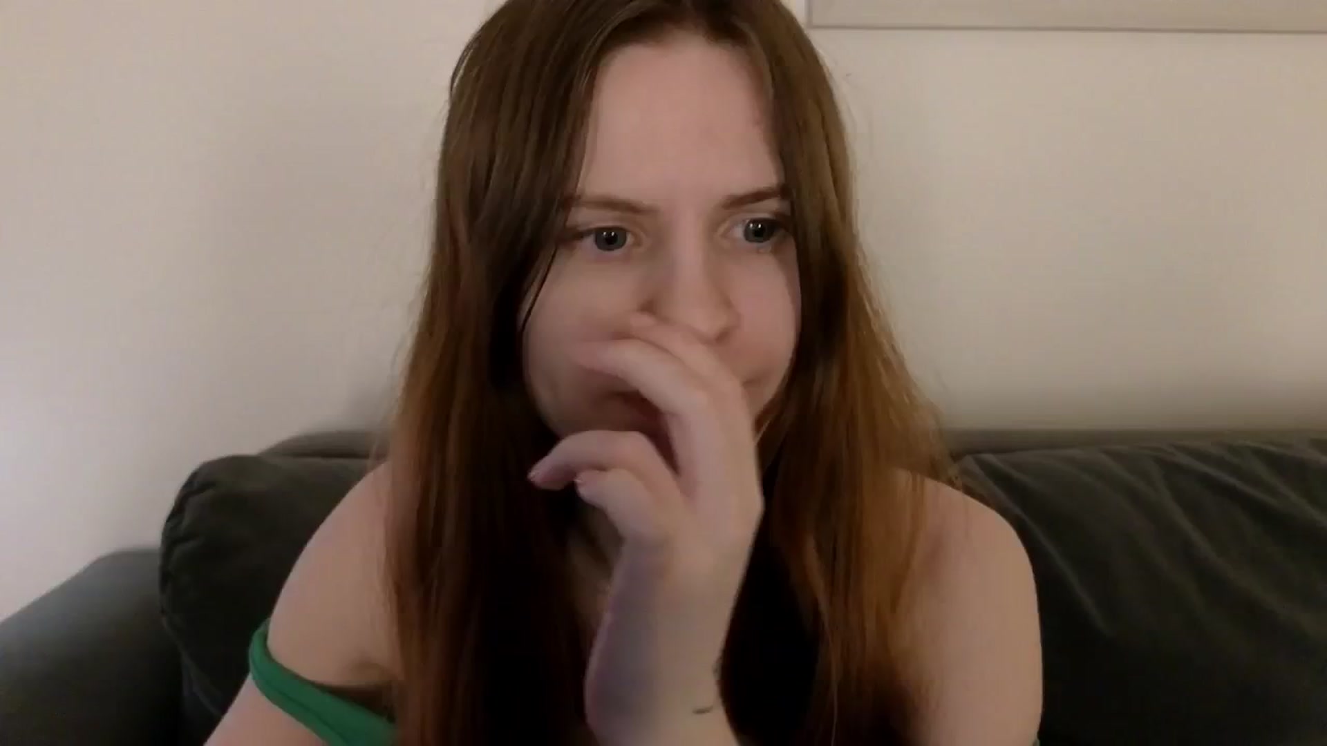 Gallery image thumbnail from Yuri_elfie's myfreecams stream on, 02/07/2025, 08:00 image 5 of 20