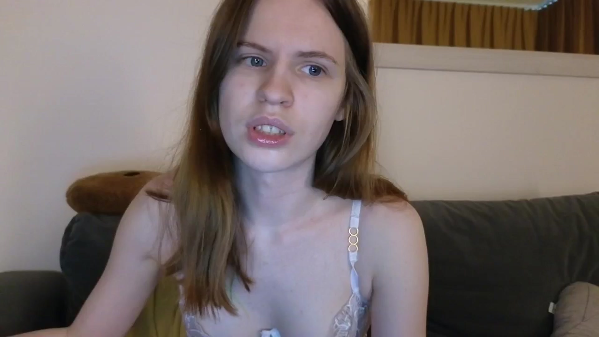 Gallery image thumbnail from Yuri_elfie's myfreecams stream on, 02/11/2025, 07:20 image 9 of 20