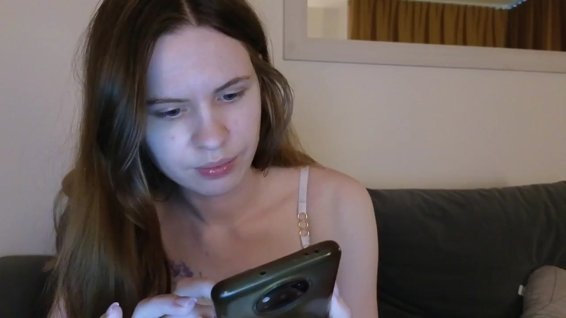 Gallery image thumbnail from Yuri_elfie's myfreecams stream on, 02/11/2025, 07:20 image 2 of 20