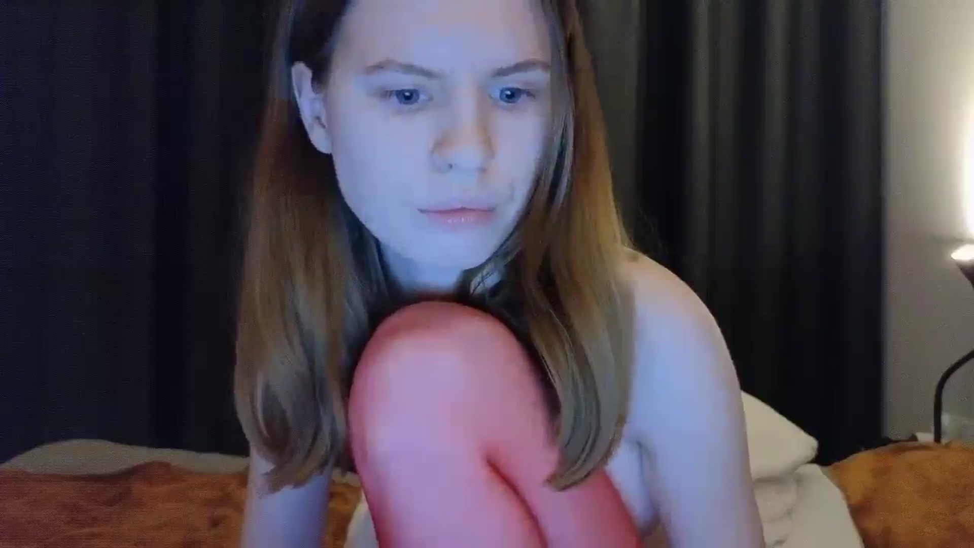 Gallery image thumbnail from Yuri_elfie's myfreecams stream on, 02/16/2025, 07:00 image 19 of 20