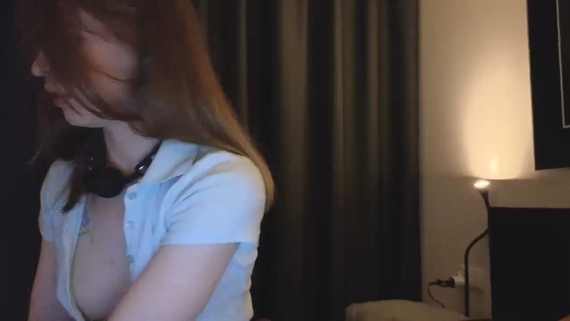 Gallery image thumbnail from Yuri_elfie's myfreecams stream on, 03/03/2025, 04:28 image 4 of 20
