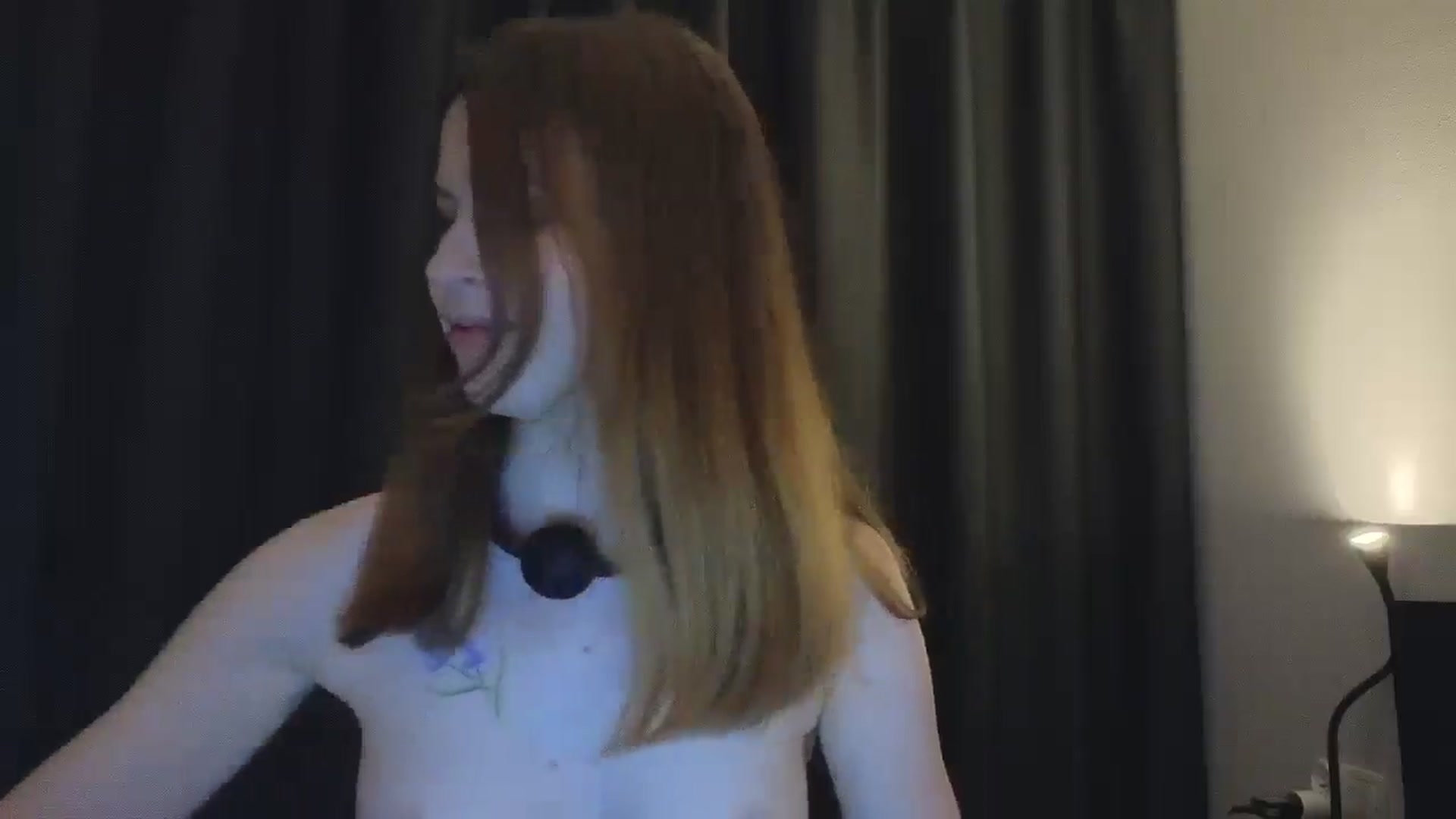 Gallery image thumbnail from Yuri_elfie's myfreecams stream on, 03/03/2025, 04:28 image 9 of 20
