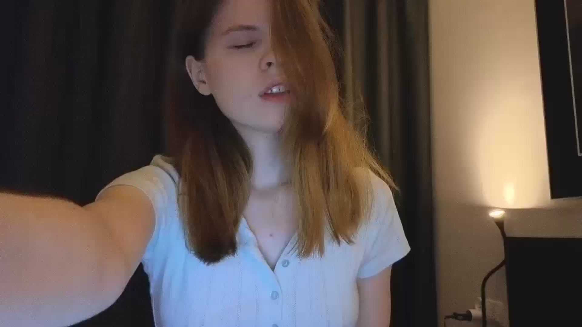 Gallery image thumbnail from Yuri_elfie's myfreecams stream on, 03/03/2025, 04:28 image 1 of 20