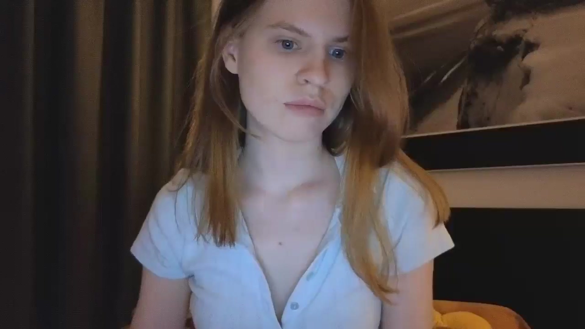 Gallery image thumbnail from Yuri_elfie's myfreecams stream on, 03/03/2025, 07:22 image 11 of 20