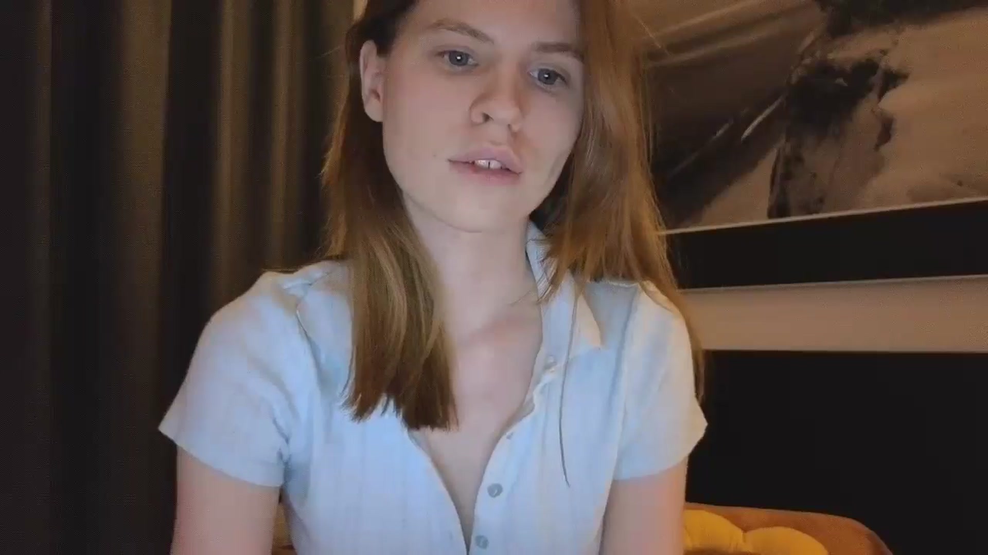 Gallery image thumbnail from Yuri_elfie's myfreecams stream on, 03/03/2025, 07:22 image 2 of 20