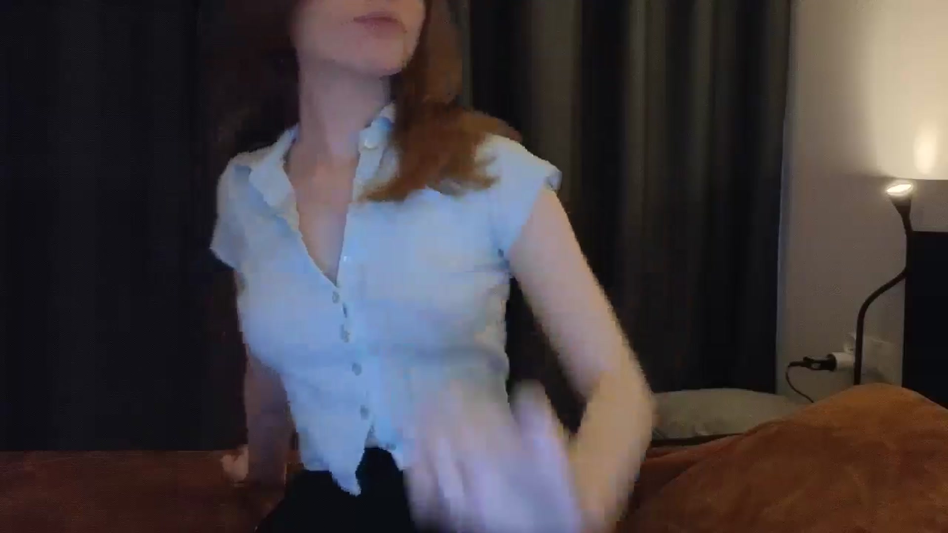 Gallery image thumbnail from Yuri_elfie's myfreecams stream on, 03/03/2025, 08:08 image 8 of 20
