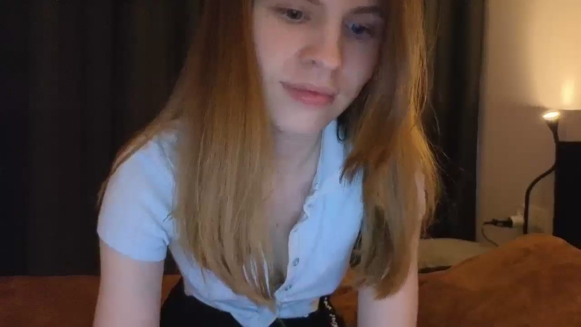 Gallery image thumbnail from Yuri_elfie's myfreecams stream on, 03/03/2025, 08:08 image 17 of 20