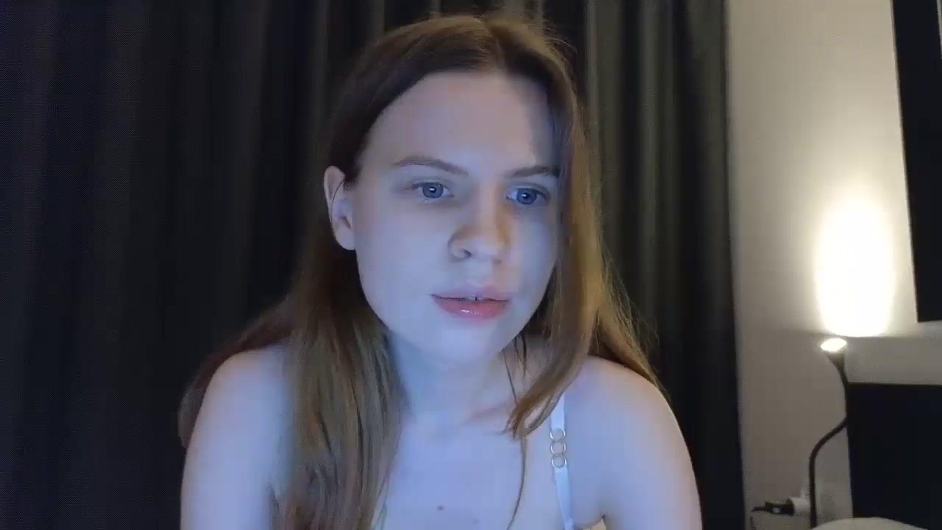 Gallery image thumbnail from Yuri_elfie's myfreecams stream on, 03/06/2025, 05:39 image 2 of 20