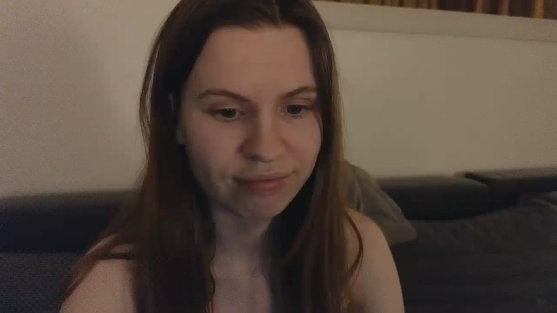 Gallery image thumbnail from Yuri_elfie's myfreecams stream on, 03/11/2025, 04:57 image 2 of 20