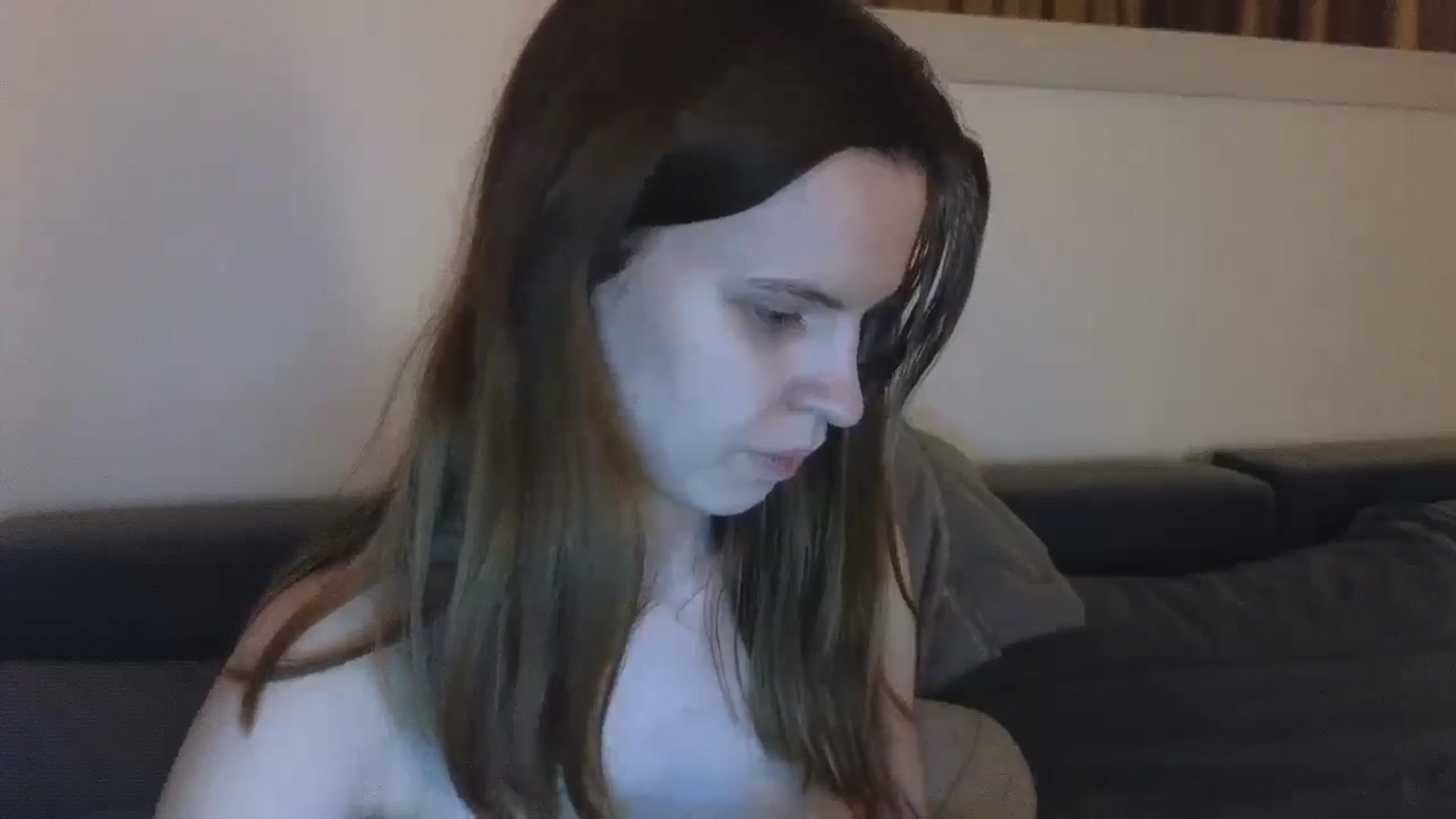 Gallery image thumbnail from Yuri_elfie's myfreecams stream on, 03/11/2025, 04:57 image 4 of 20