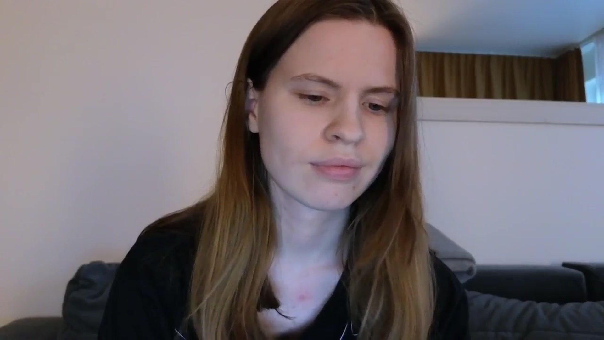 Gallery image thumbnail from Yuri_elfie's myfreecams stream on, 03/13/2025, 16:40 image 10 of 20