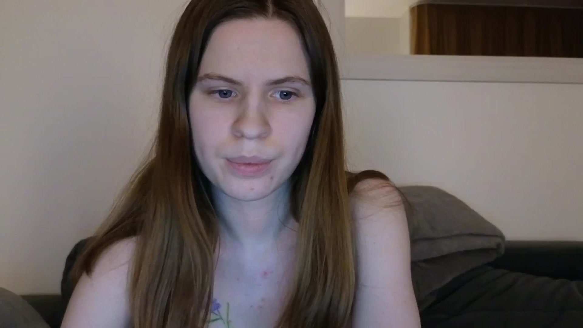 Gallery image thumbnail from Yuri_elfie's myfreecams stream on, 03/13/2025, 17:27 image 8 of 20