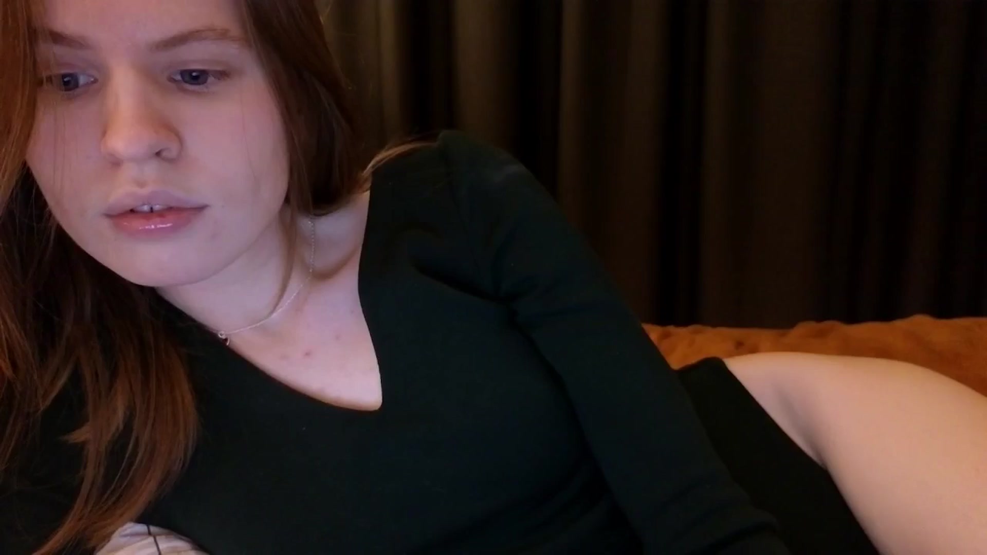 Gallery image thumbnail from Yuri_elfie's myfreecams stream on, 03/24/2025, 04:02 image 7 of 20