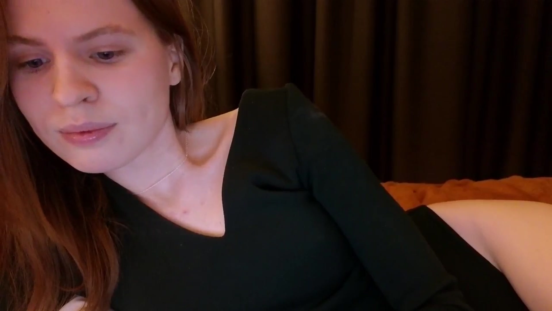 Gallery image thumbnail from Yuri_elfie's myfreecams stream on, 03/24/2025, 04:02 image 12 of 20