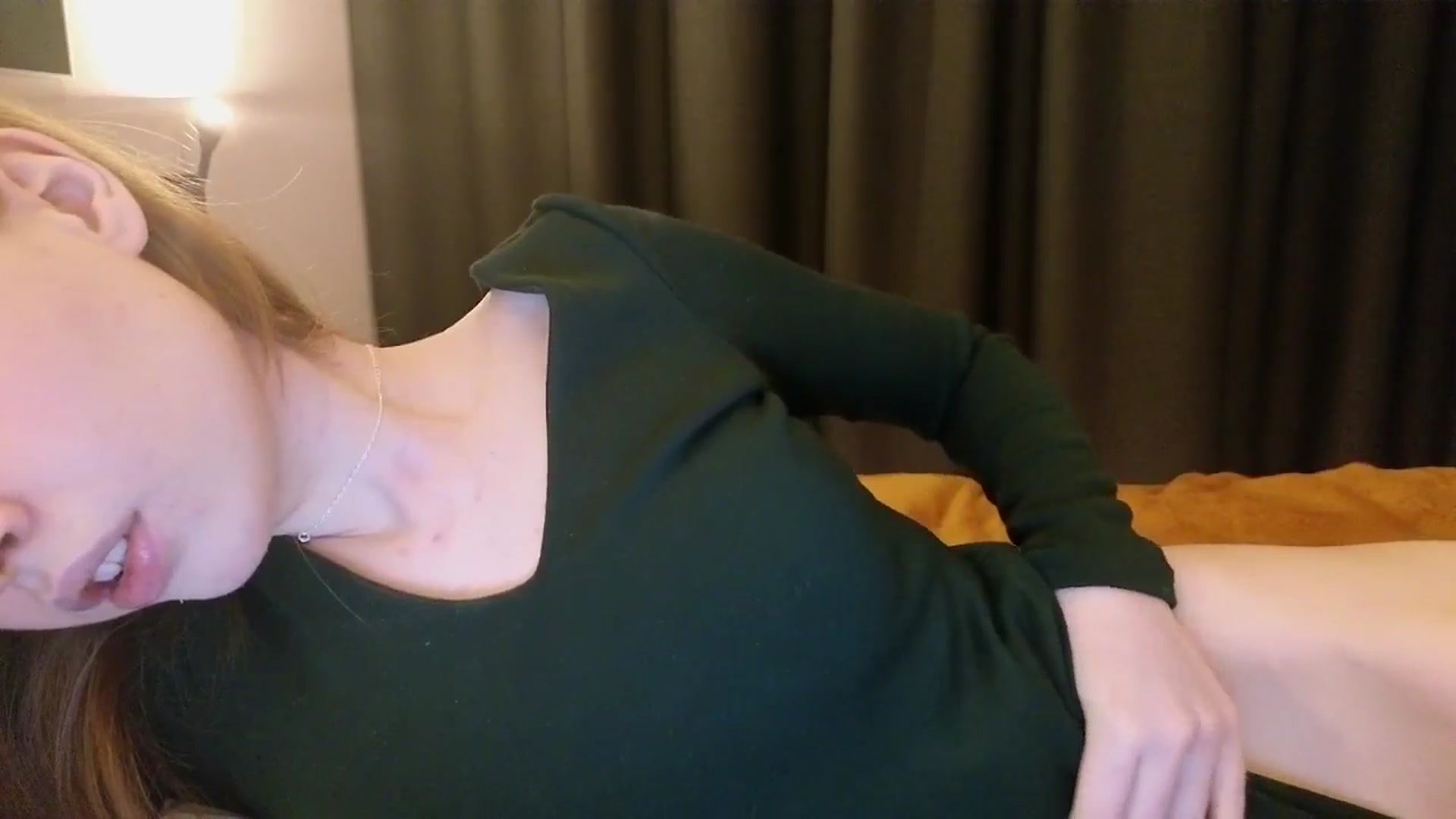 Gallery image thumbnail from Yuri_elfie's myfreecams stream on, 03/24/2025, 04:02 image 15 of 20