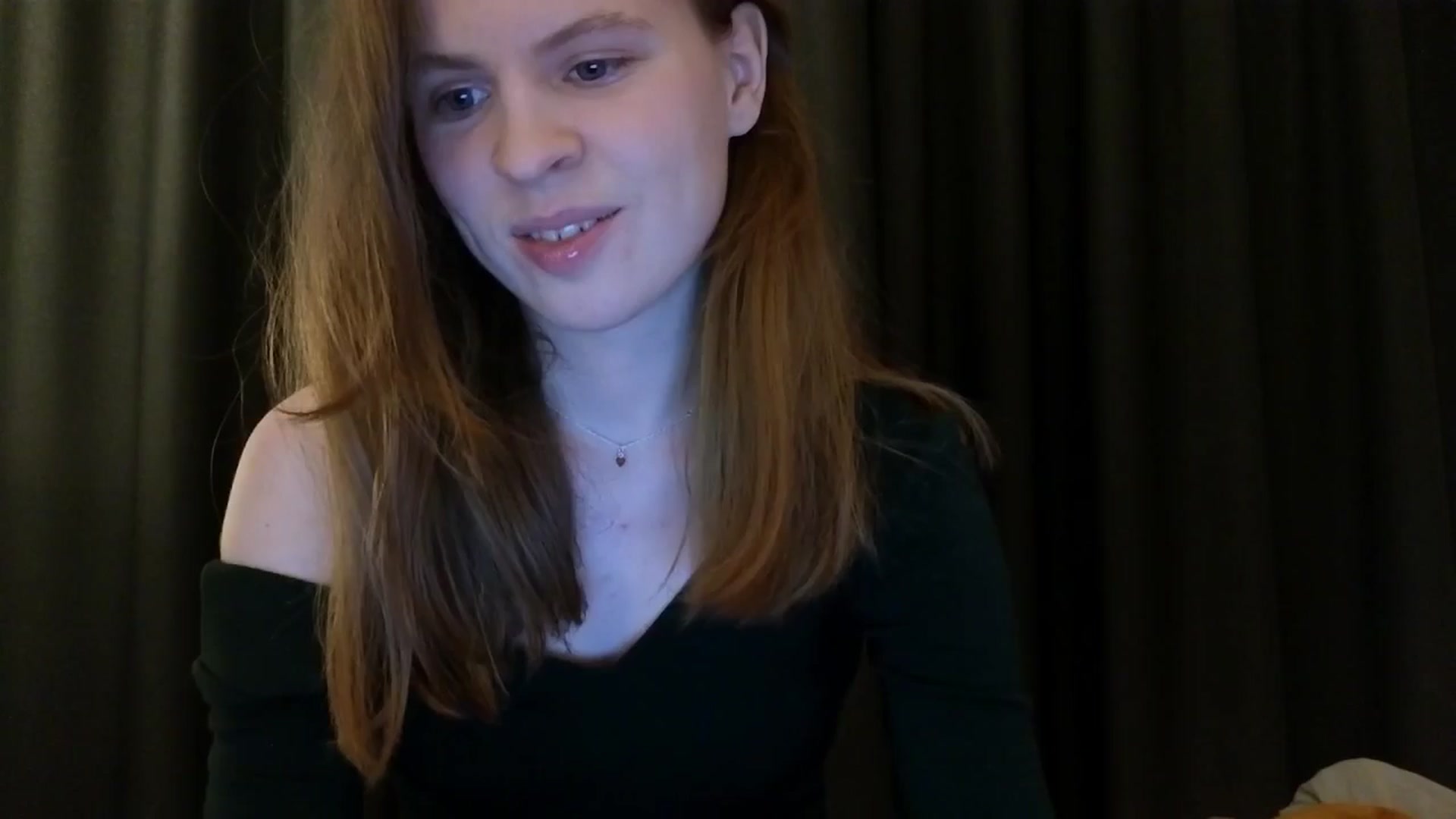 Gallery image thumbnail from Yuri_elfie's myfreecams stream on, 03/24/2025, 04:34 image 6 of 20