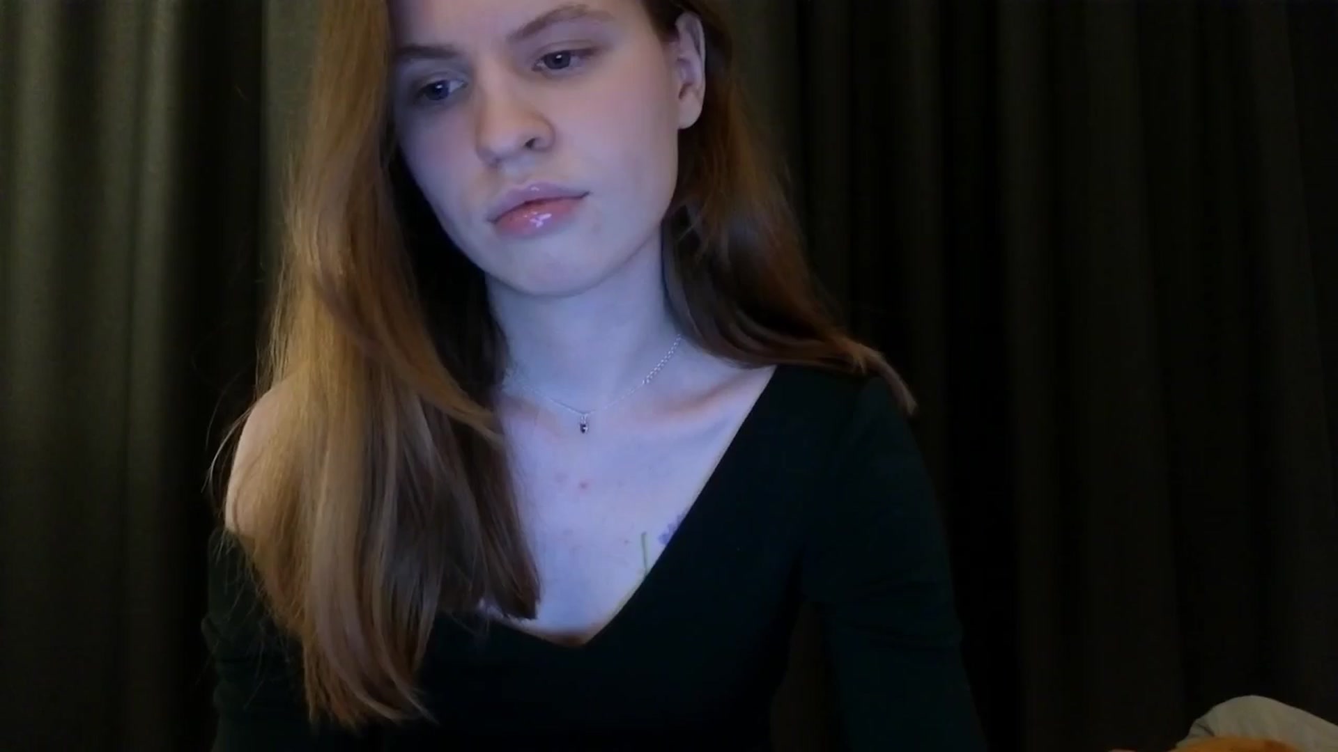 Gallery image thumbnail from Yuri_elfie's myfreecams stream on, 03/24/2025, 04:34 image 8 of 20