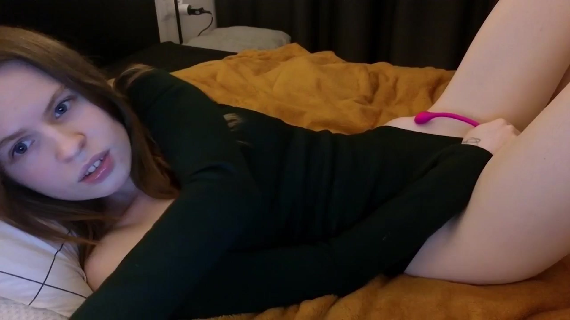 Gallery image thumbnail from Yuri_elfie's myfreecams stream on, 03/24/2025, 05:26 image 4 of 20