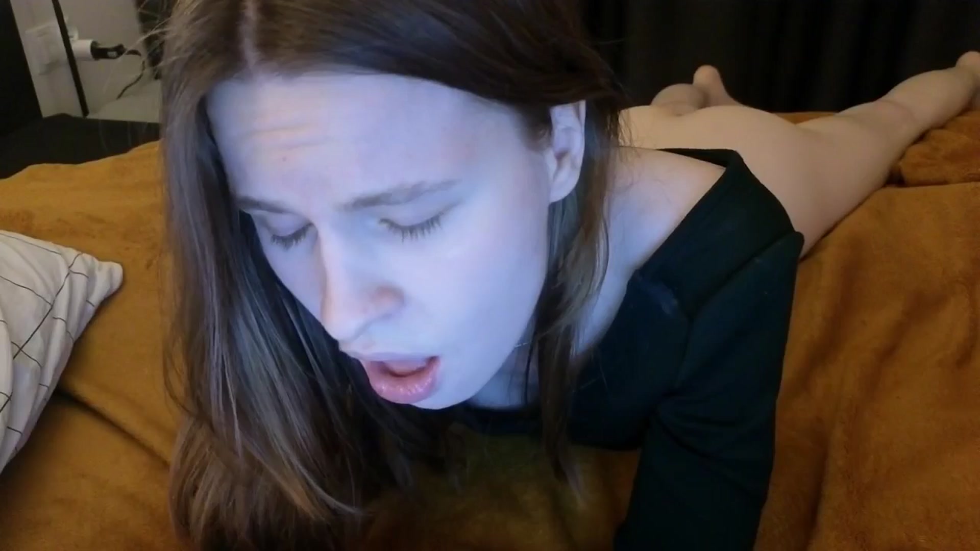 Gallery image thumbnail from Yuri_elfie's myfreecams stream on, 03/24/2025, 05:26 image 18 of 20