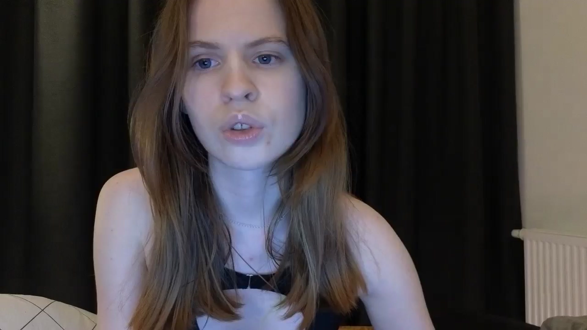 Gallery image thumbnail from Yuri_elfie's myfreecams stream on, 03/25/2025, 22:26 image 1 of 20