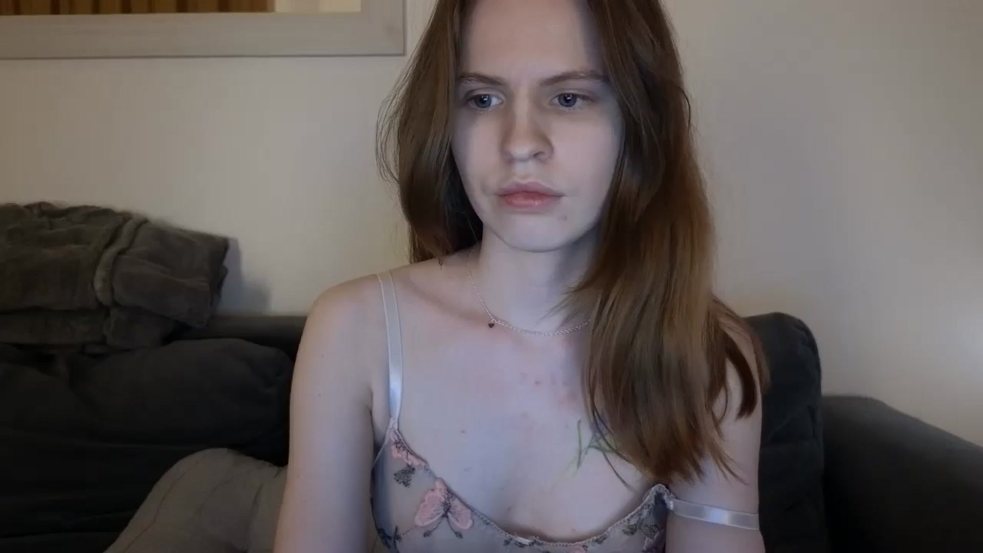 Gallery image thumbnail from Yuri_elfie's myfreecams stream on, 03/26/2025, 13:56 image 10 of 20