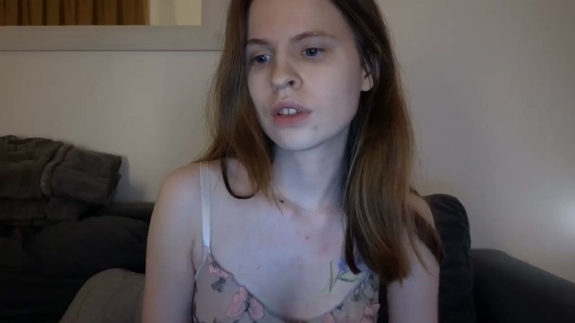 Gallery image thumbnail from Yuri_elfie's myfreecams stream on, 03/26/2025, 13:56 image 2 of 20