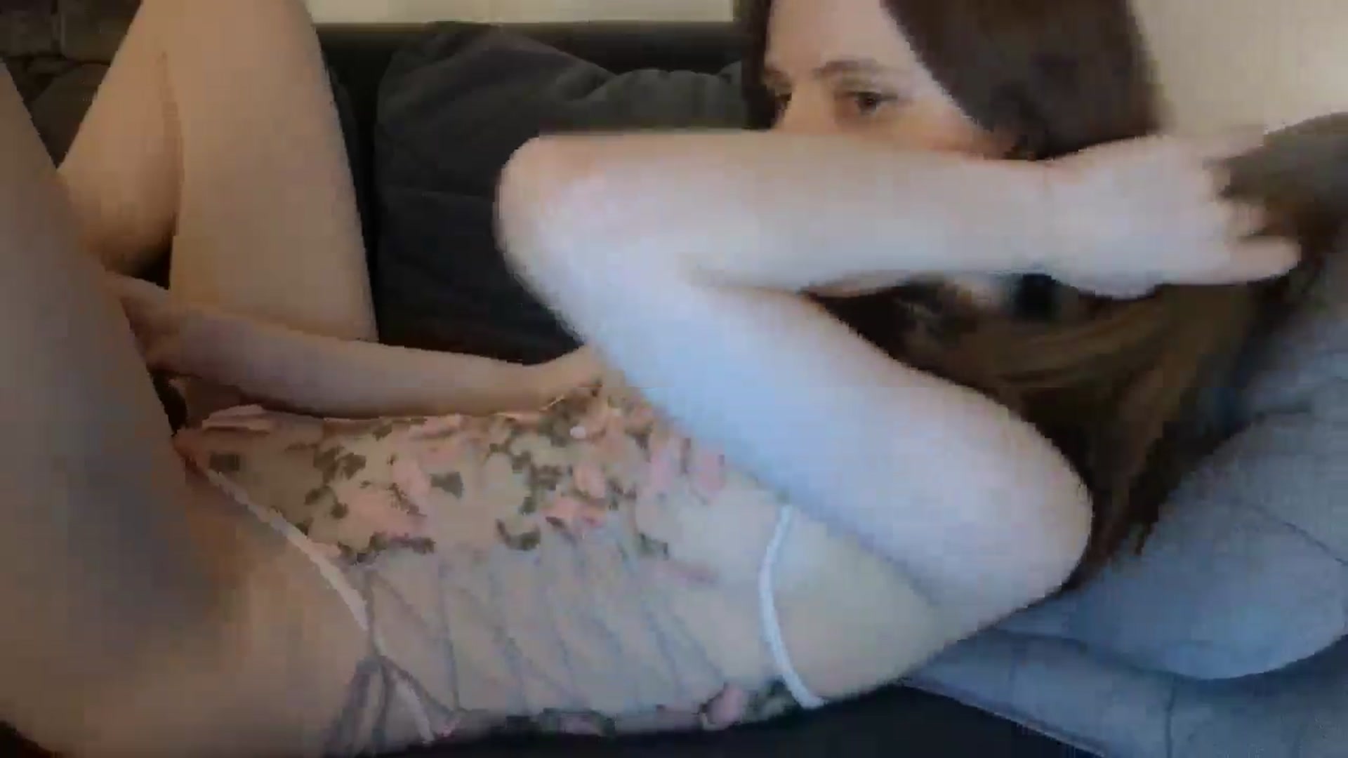 Gallery image thumbnail from Yuri_elfie's myfreecams stream on, 03/26/2025, 15:15 image 13 of 20