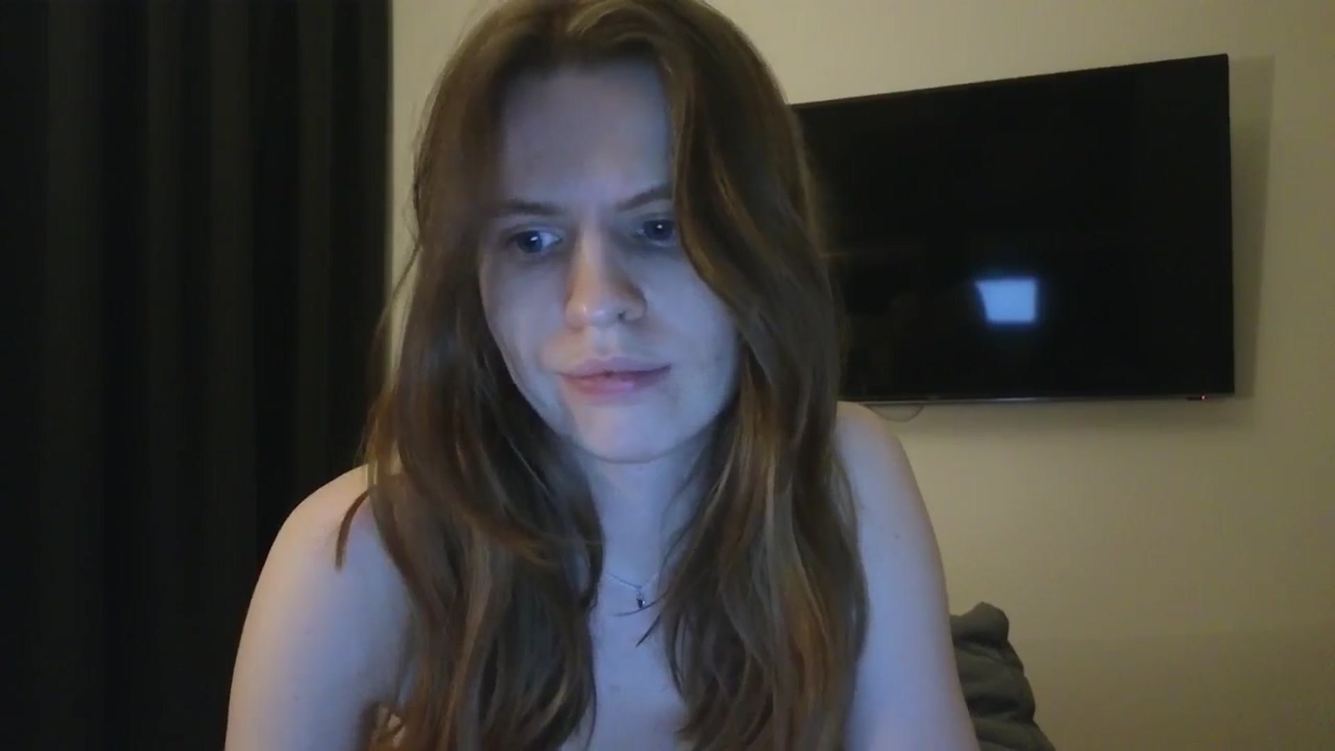 Gallery image thumbnail from Yuri_elfie's myfreecams stream on, 04/13/2025, 06:21 image 14 of 20