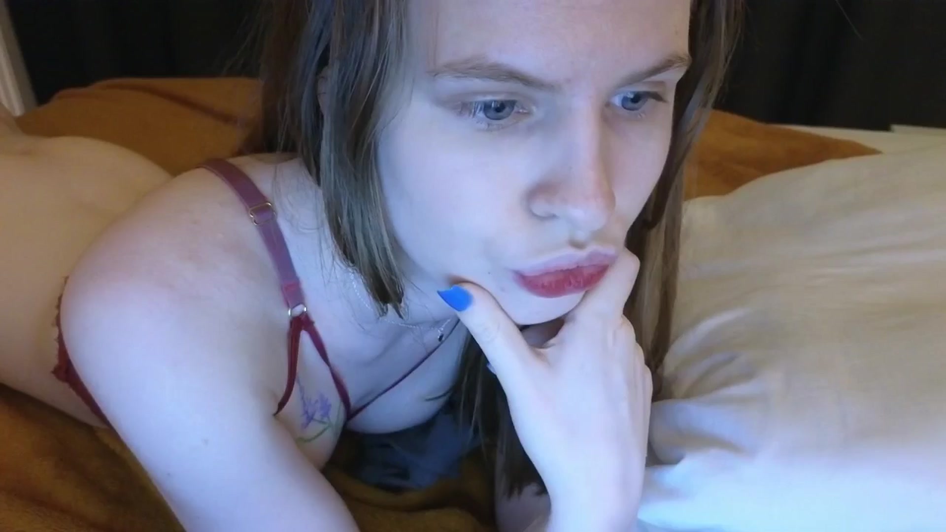 Gallery image thumbnail from Yuri_elfie's myfreecams stream on, 04/28/2025, 06:06 image 13 of 20