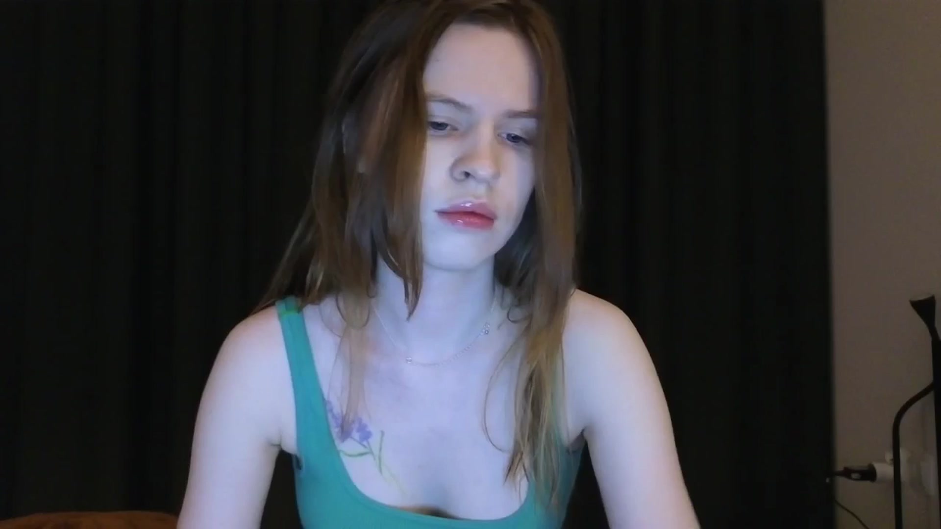 Gallery image thumbnail from Yuri_elfie's myfreecams stream on, 04/29/2025, 03:23 image 2 of 20