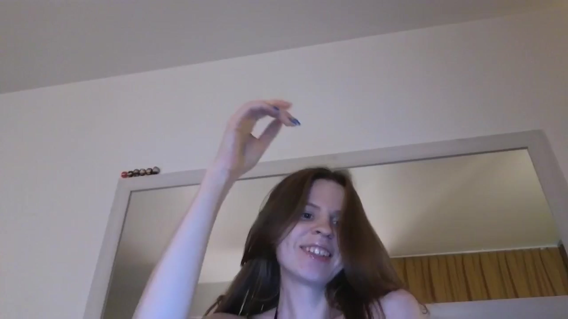 Gallery image thumbnail from Yuri_elfie's myfreecams stream on, 05/08/2025, 20:00 image 2 of 20