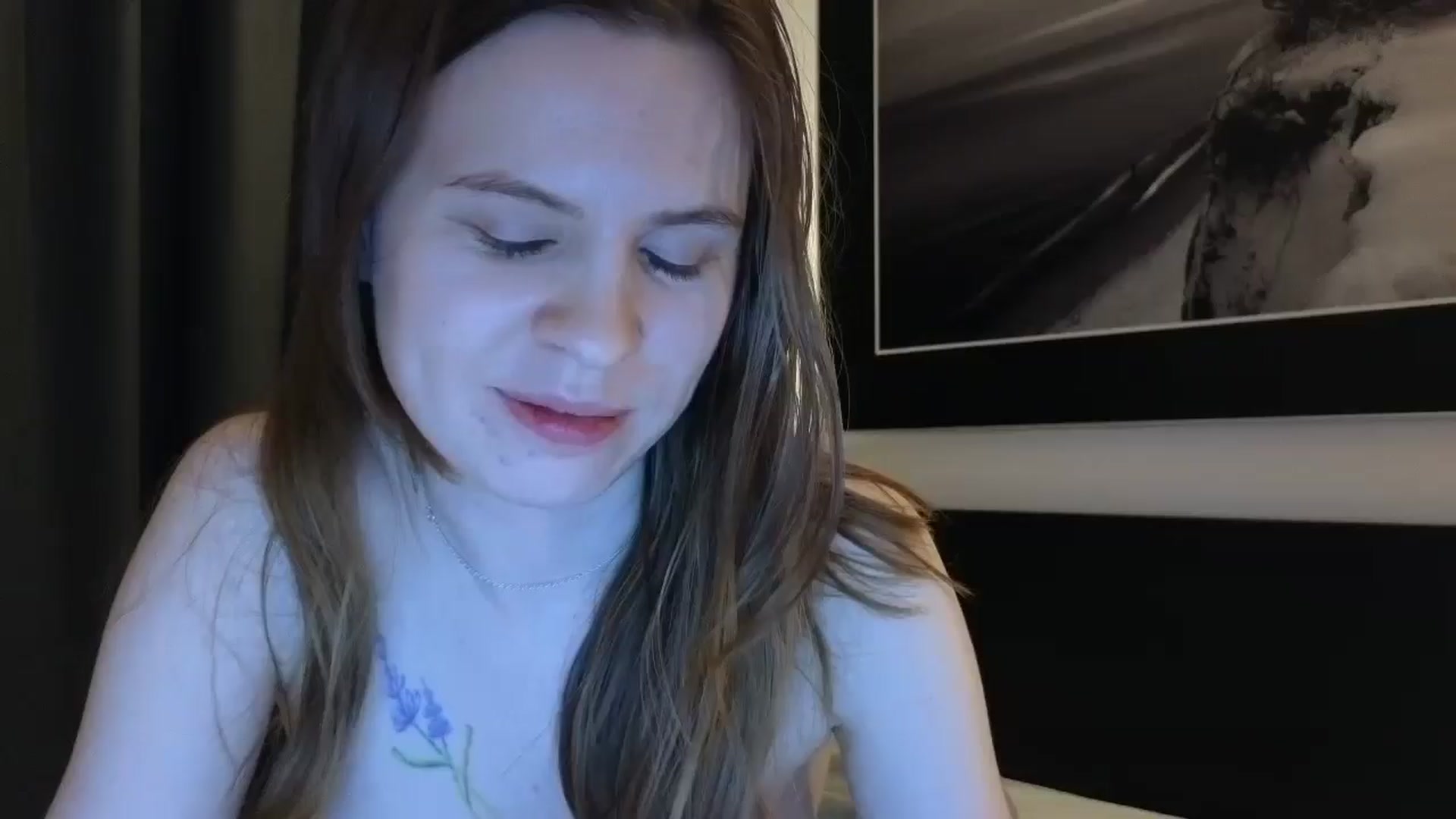 Gallery image thumbnail from Yuri_elfie's myfreecams stream on, 05/15/2025, 06:49 image 1 of 20