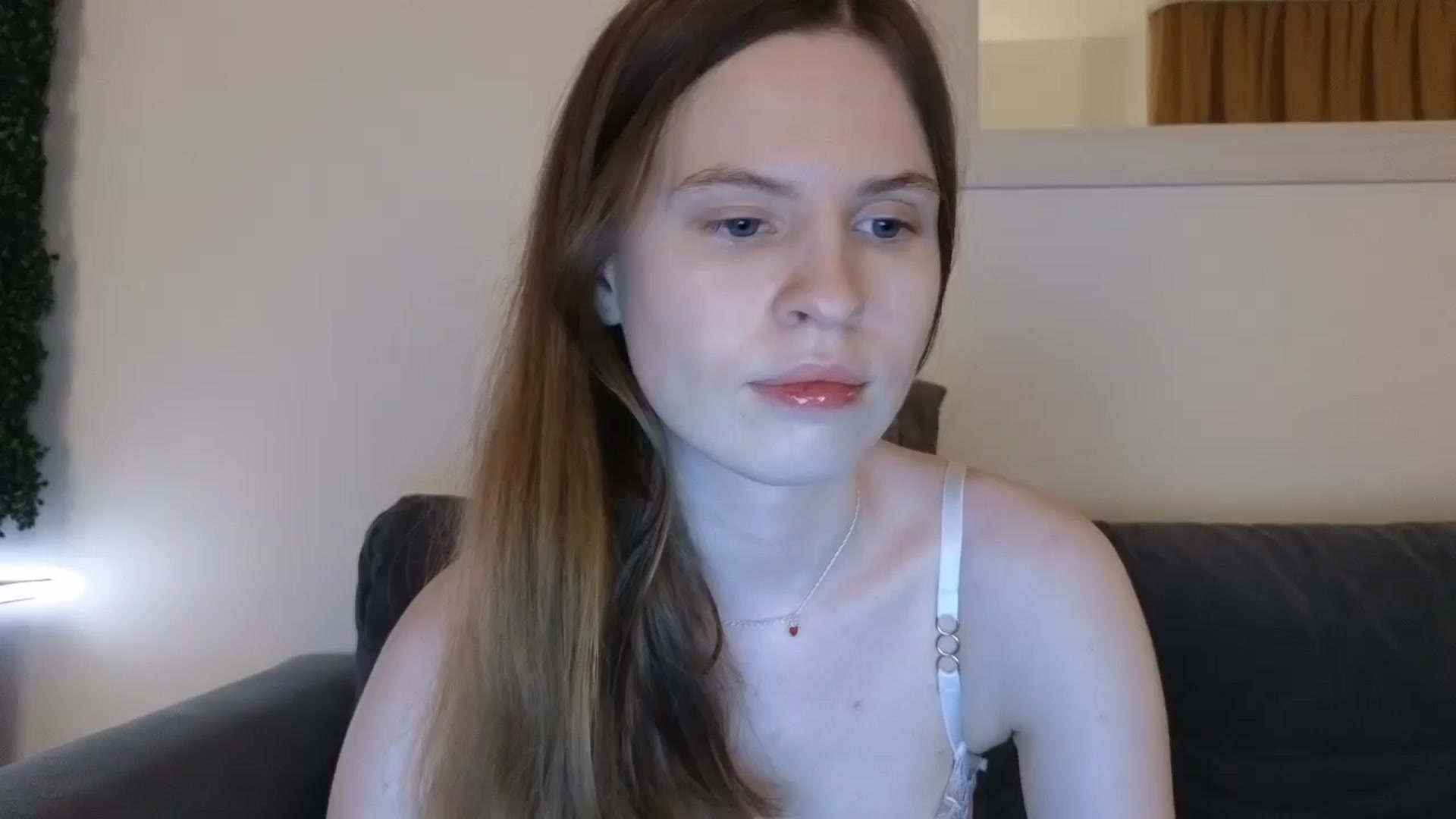 Gallery image thumbnail from Yuri_elfie's myfreecams stream on, 05/16/2025, 03:31 image 1 of 20