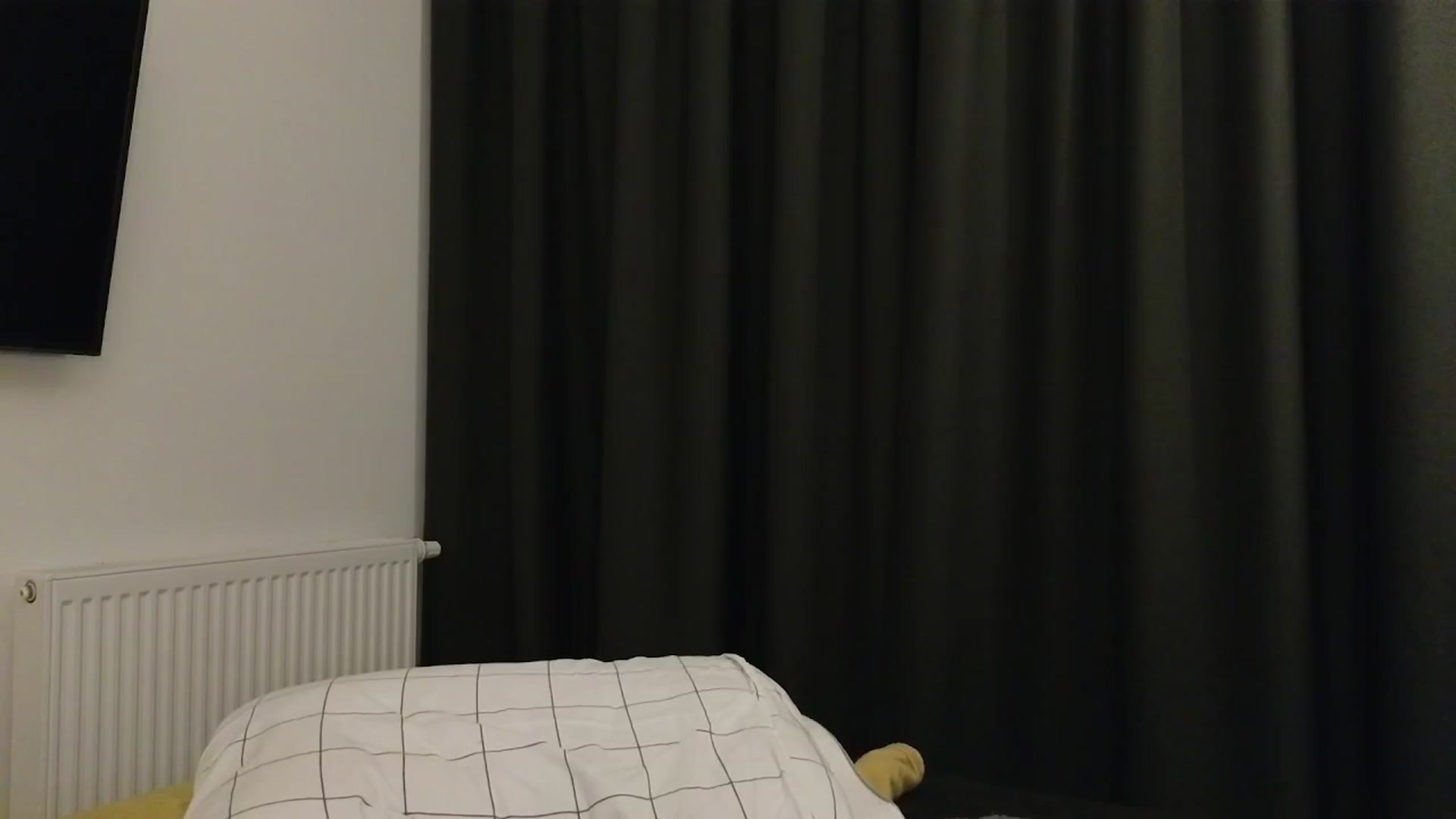 Gallery image thumbnail from Yuri_elfie's myfreecams stream on, 05/25/2025, 24:40 image 8 of 20