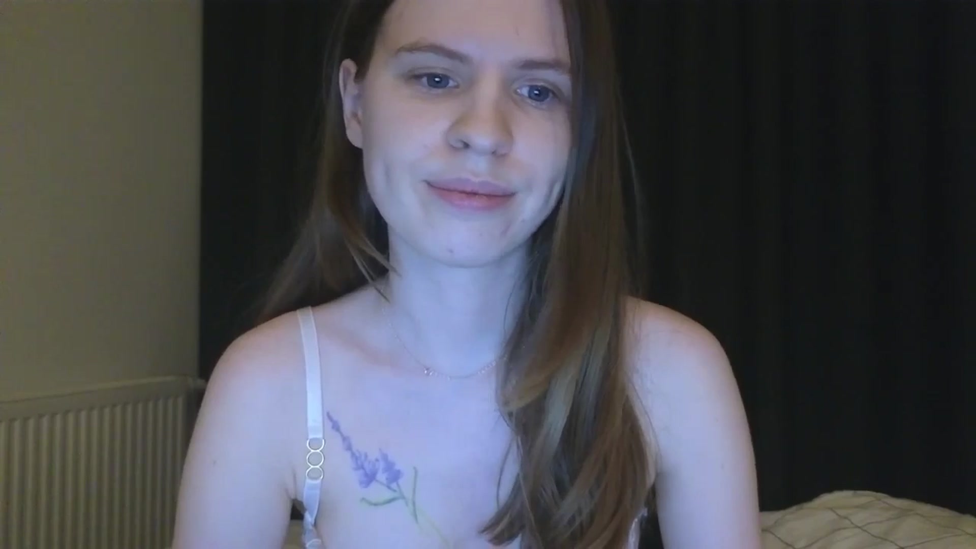 Gallery image thumbnail from Yuri_elfie's myfreecams stream on, 06/09/2025, 06:12 image 7 of 20