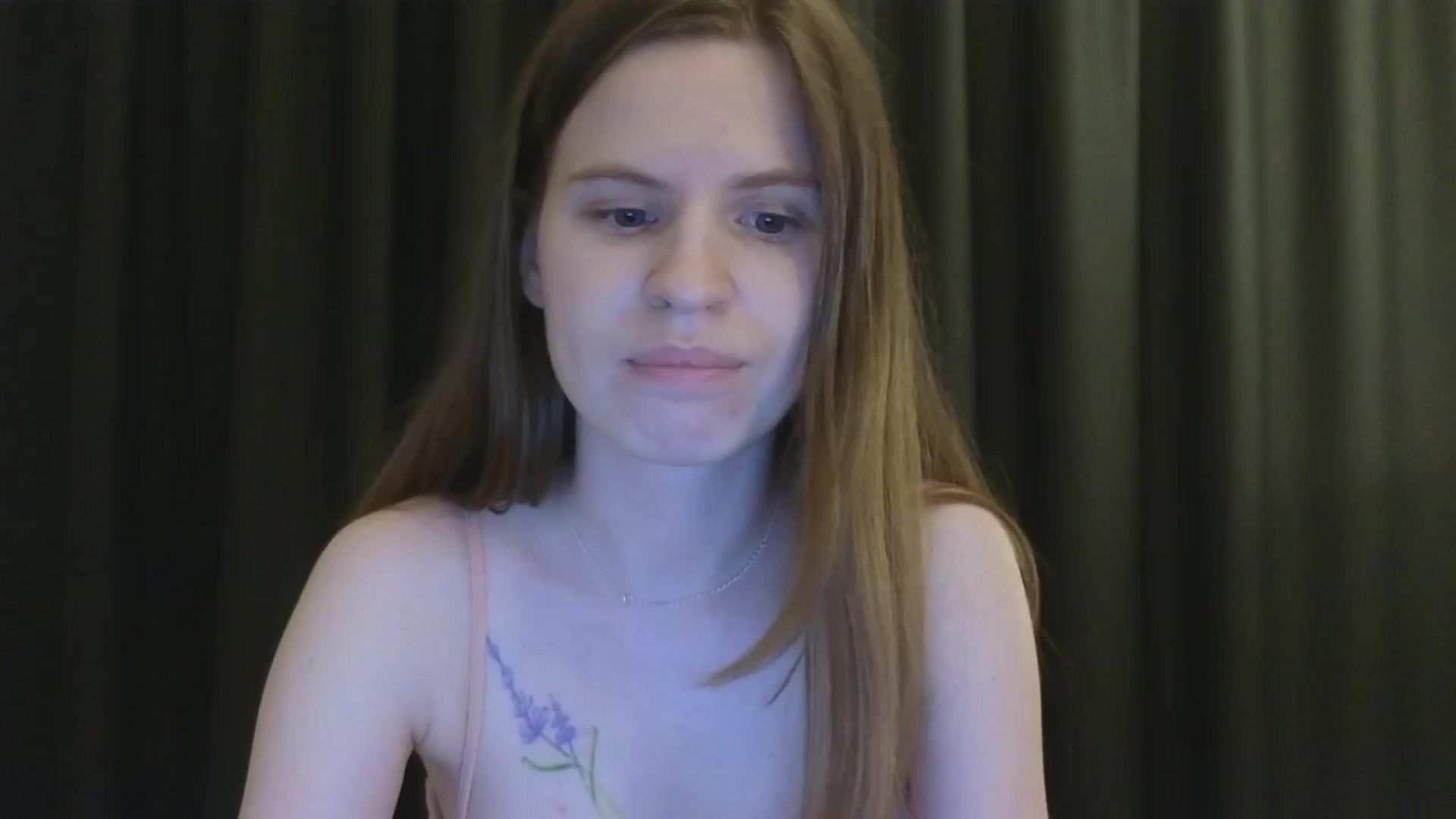 Gallery image thumbnail from Yuri_elfie's myfreecams stream on, 07/01/2025, 02:10 image 18 of 20