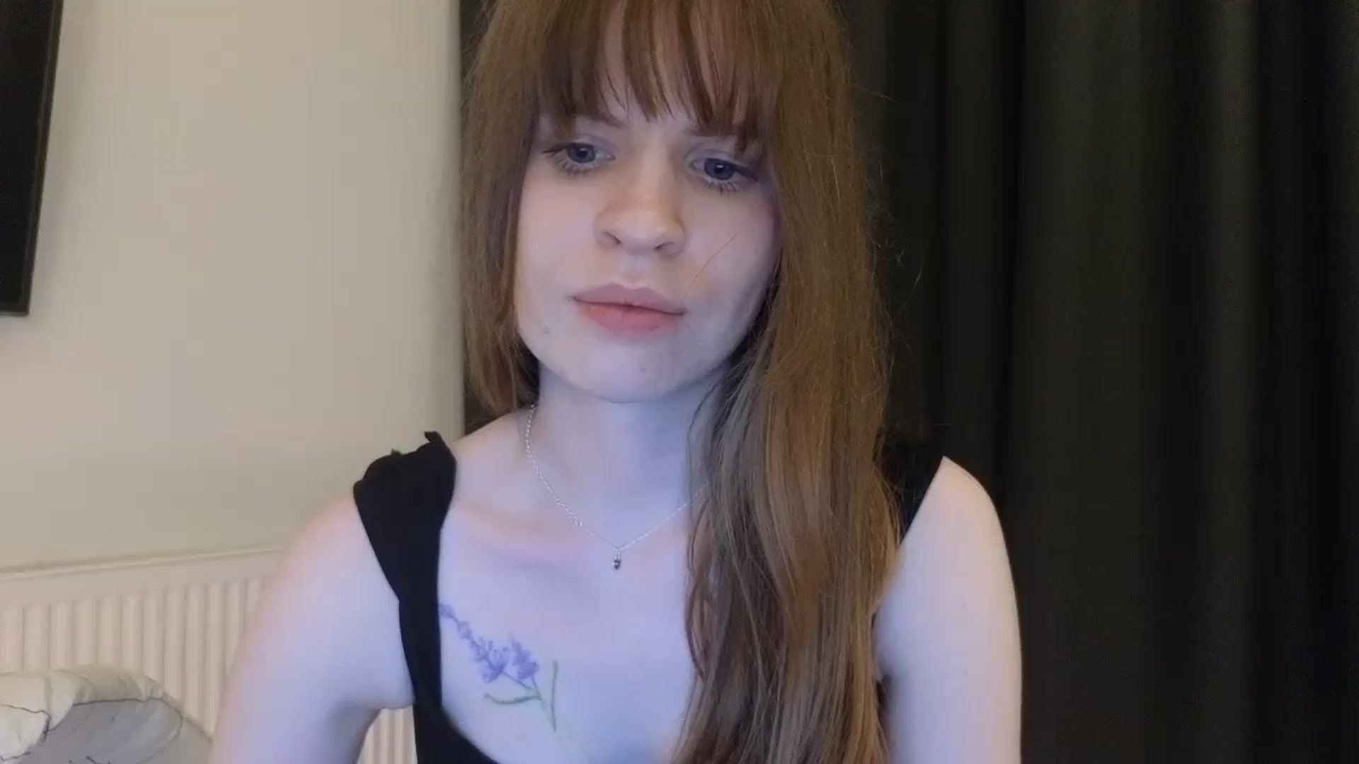 Gallery image thumbnail from Yuri_elfie's myfreecams stream on, 07/11/2025, 04:25 image 9 of 20
