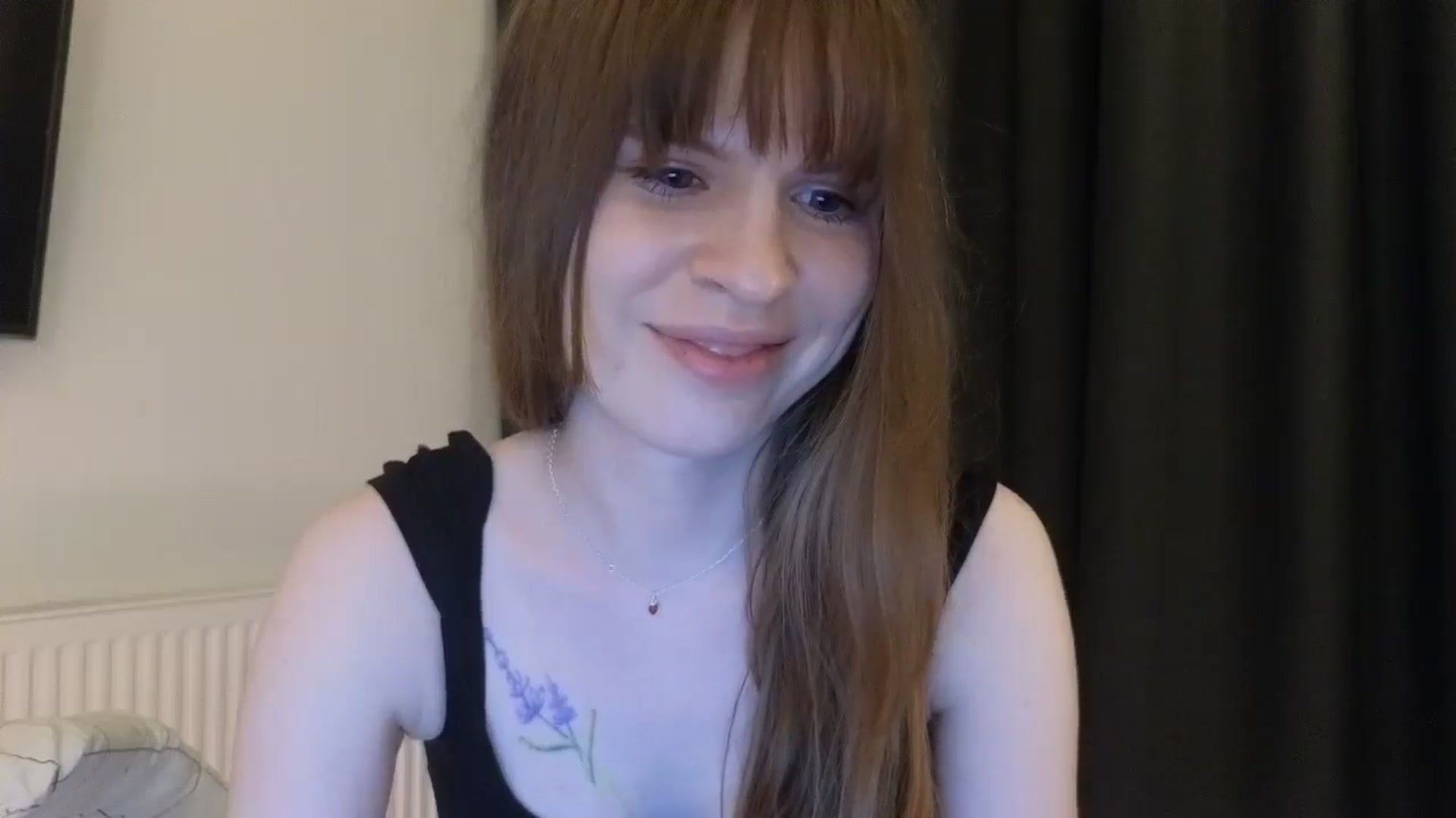 Gallery image thumbnail from Yuri_elfie's myfreecams stream on, 07/11/2025, 04:25 image 8 of 20