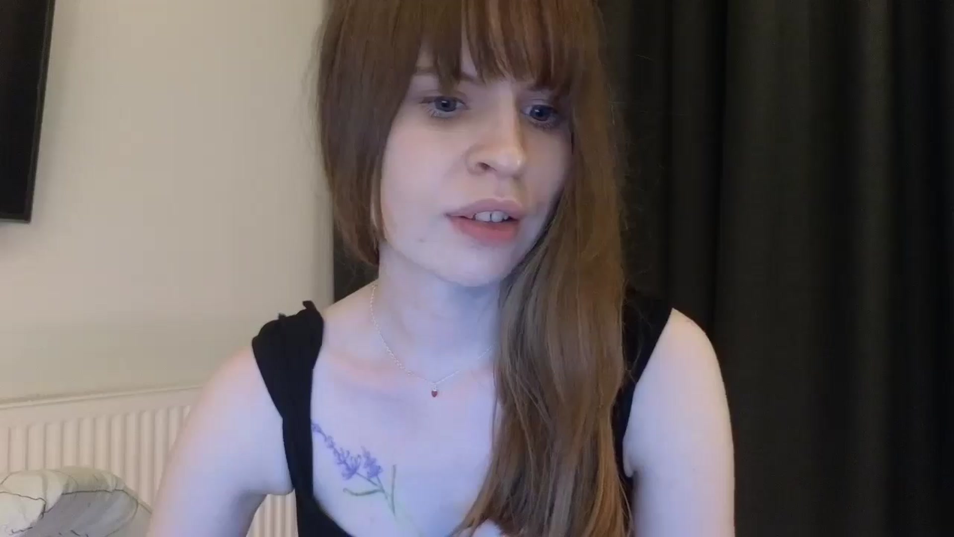 Gallery image thumbnail from Yuri_elfie's myfreecams stream on, 07/11/2025, 04:25 image 6 of 20