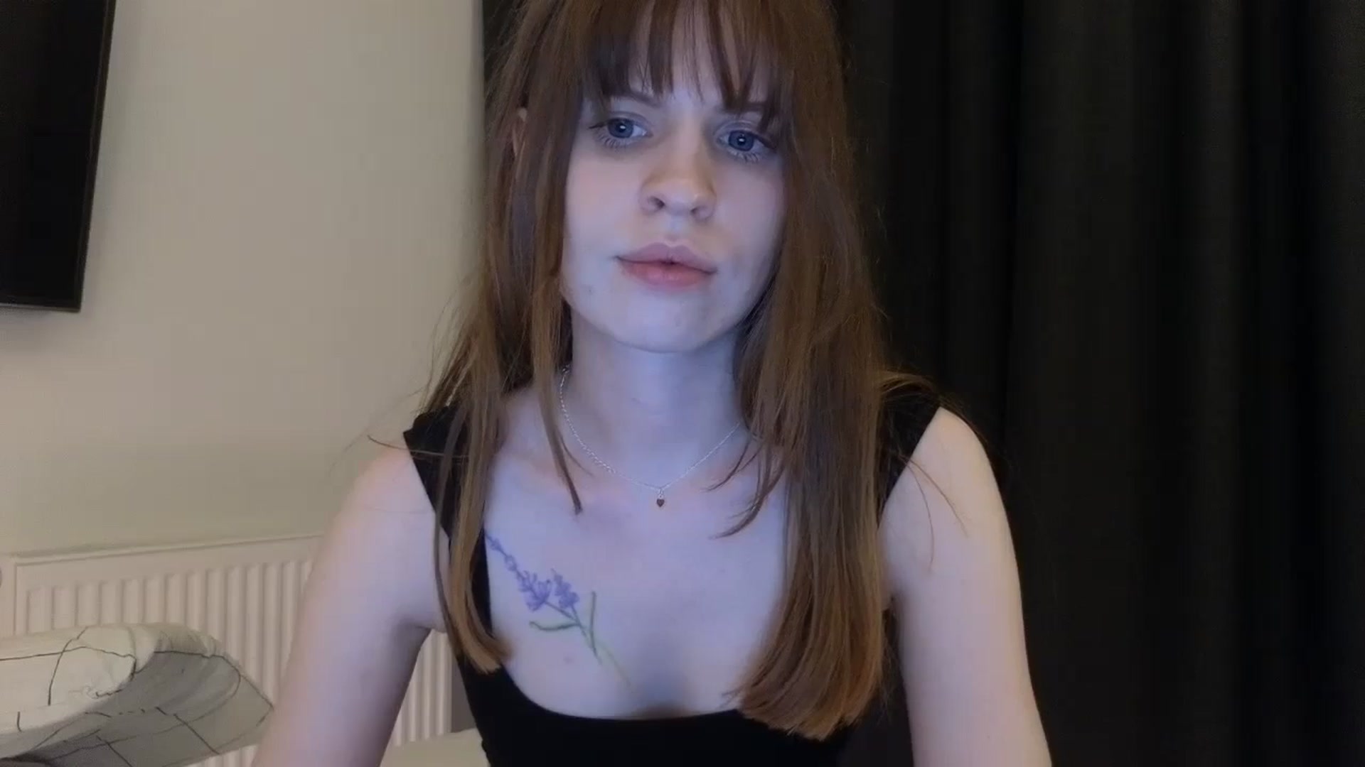 Gallery image thumbnail from Yuri_elfie's myfreecams stream on, 07/11/2025, 04:25 image 18 of 20