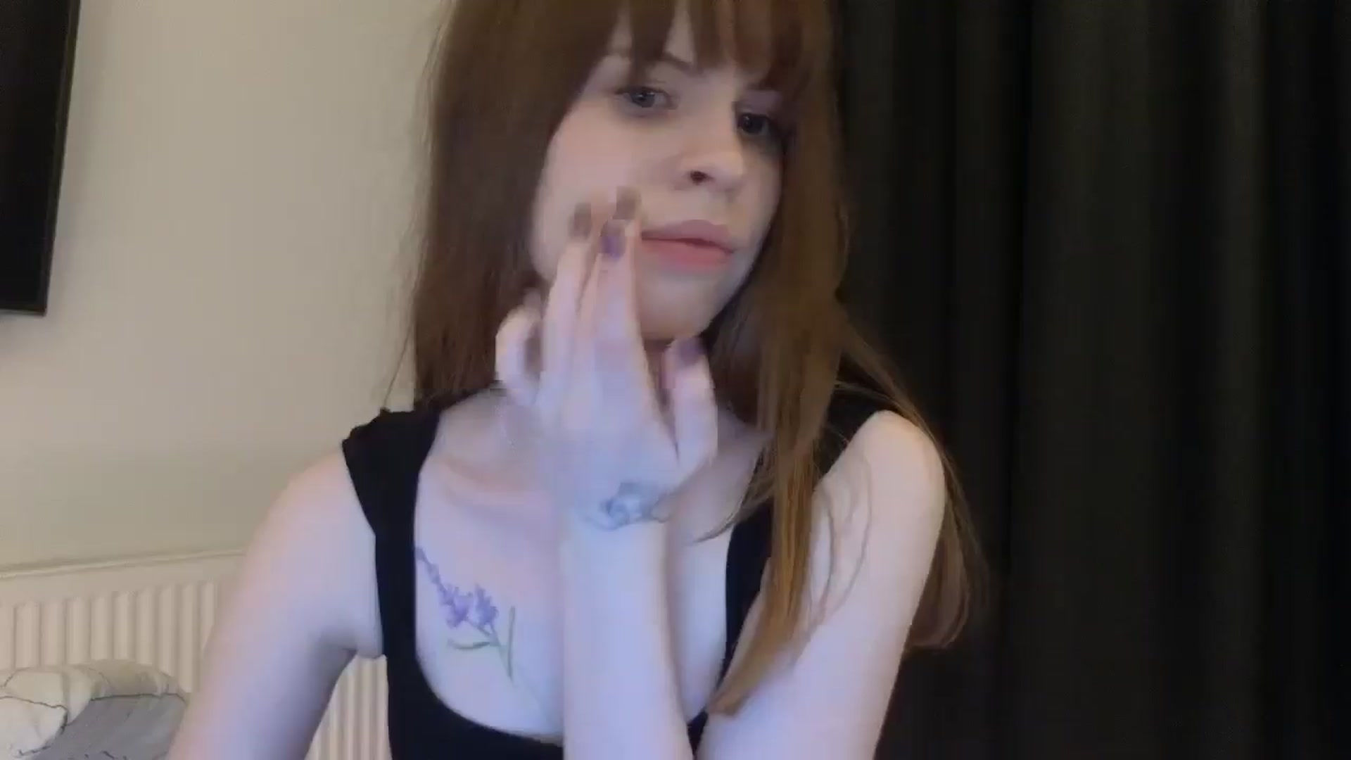 Gallery image thumbnail from Yuri_elfie's myfreecams stream on, 07/11/2025, 04:25 image 3 of 20