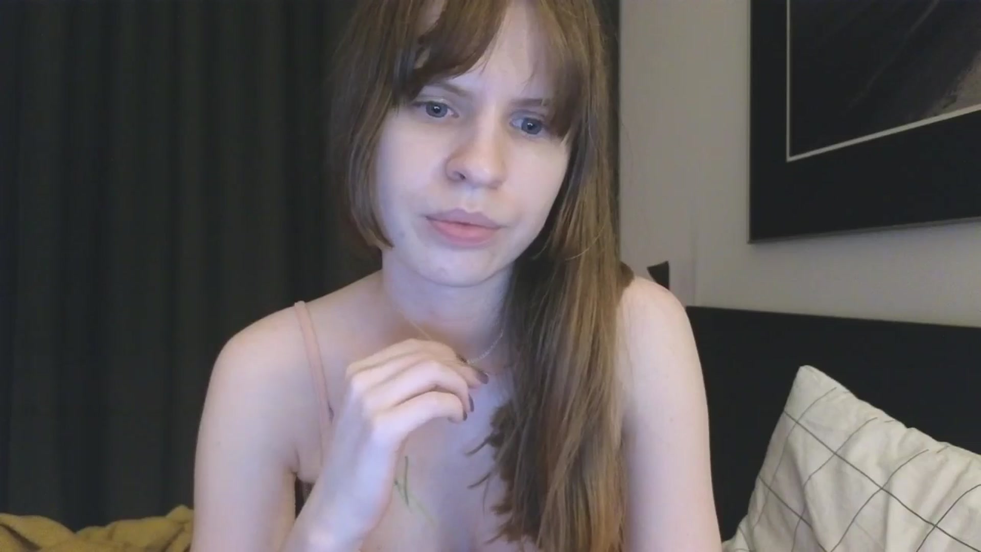 Gallery image thumbnail from Yuri_elfie's myfreecams stream on, 07/16/2025, 04:03 image 20 of 20