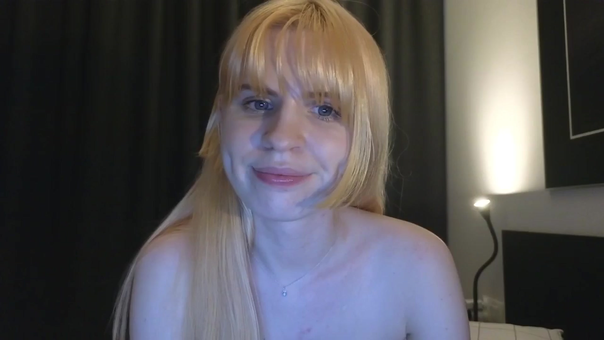 Gallery image thumbnail from Yuri_elfie's myfreecams stream on, 08/02/2025, 06:31 image 17 of 20