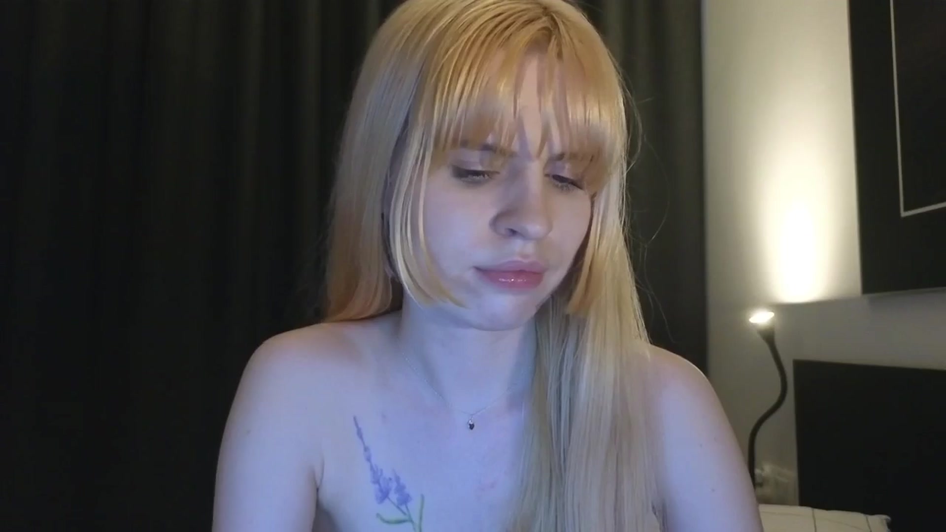 Gallery image thumbnail from Yuri_elfie's myfreecams stream on, 08/02/2025, 06:31 image 10 of 20