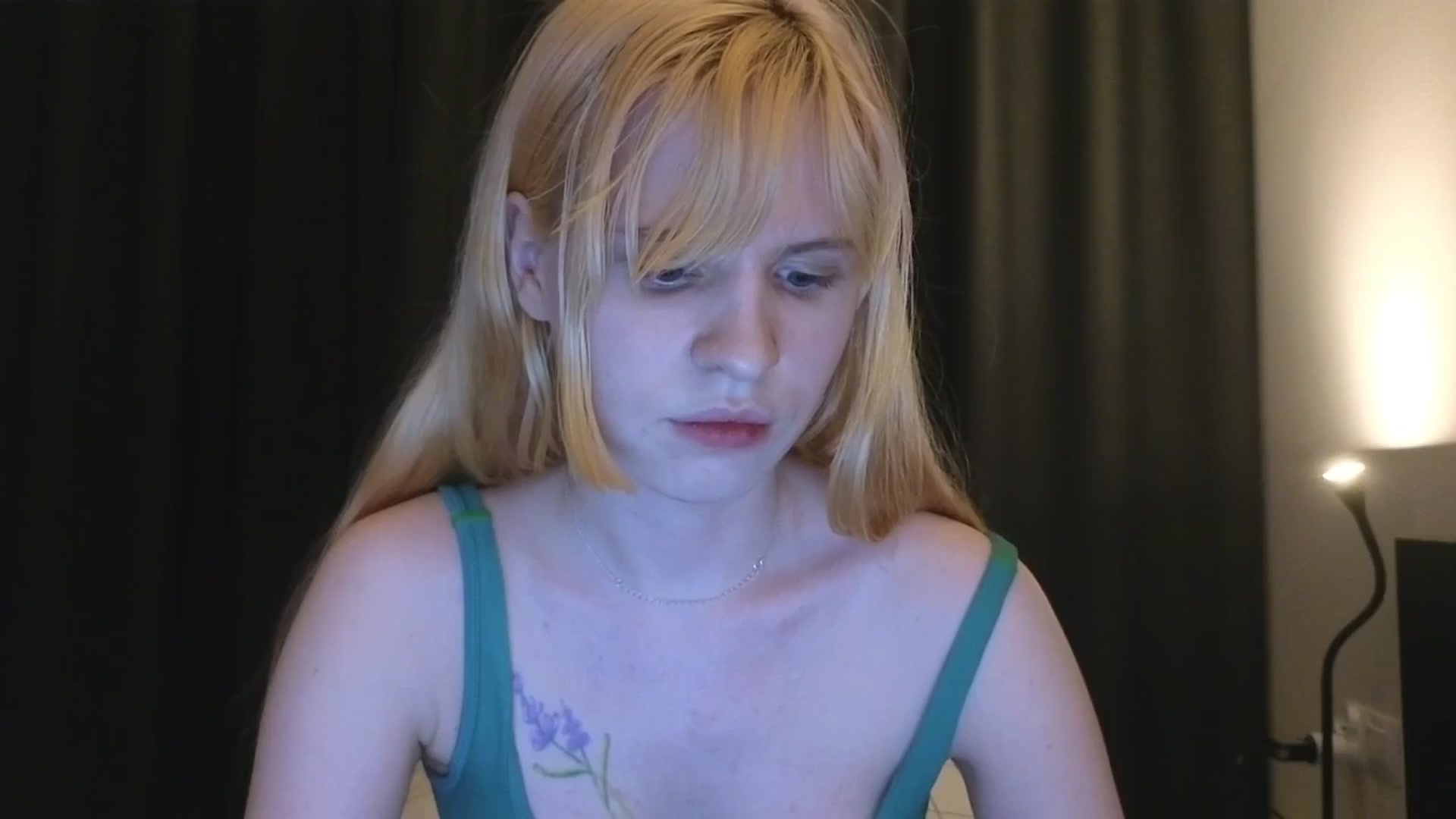 Gallery image thumbnail from Yuri_elfie's myfreecams stream on, 08/07/2025, 05:51 image 1 of 20