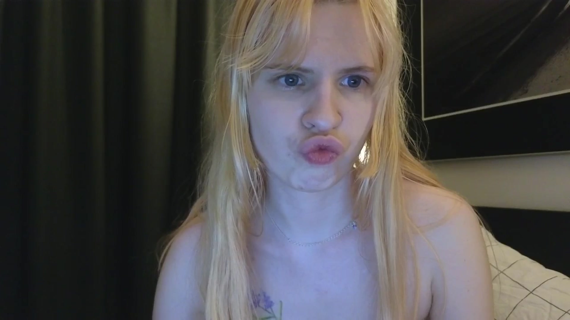 Gallery image thumbnail from Yuri_elfie's myfreecams stream on, 08/07/2025, 05:51 image 20 of 20