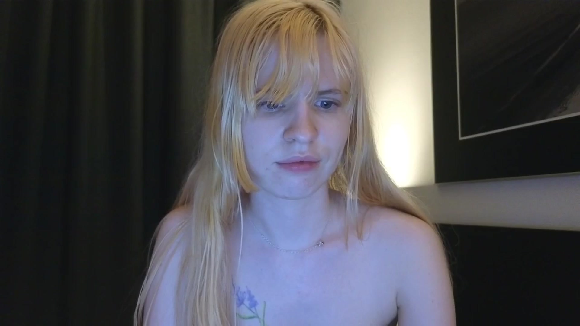 Gallery image thumbnail from Yuri_elfie's myfreecams stream on, 08/07/2025, 07:37 image 17 of 20